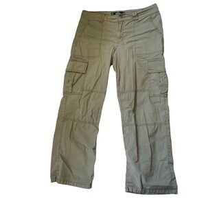 Hollister High Rise Baggy Cargo Pants Light‎ Green Women’s 30x30 *Read